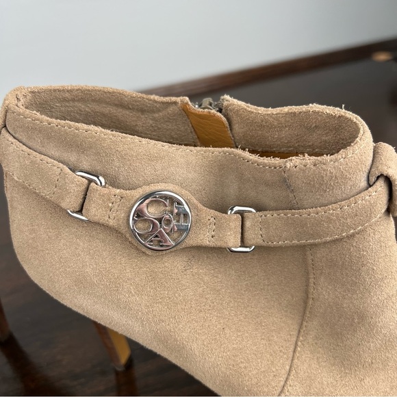 Coach Boots Womens Ankle Booties Size 9.5 Taupe Suede High Heels - Picture 9 of 16